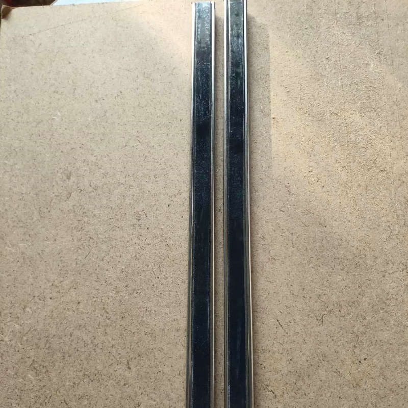 Manufacturers supply car waterproof strip car glass outside the water strip car door water cut seal cross-border goods source
